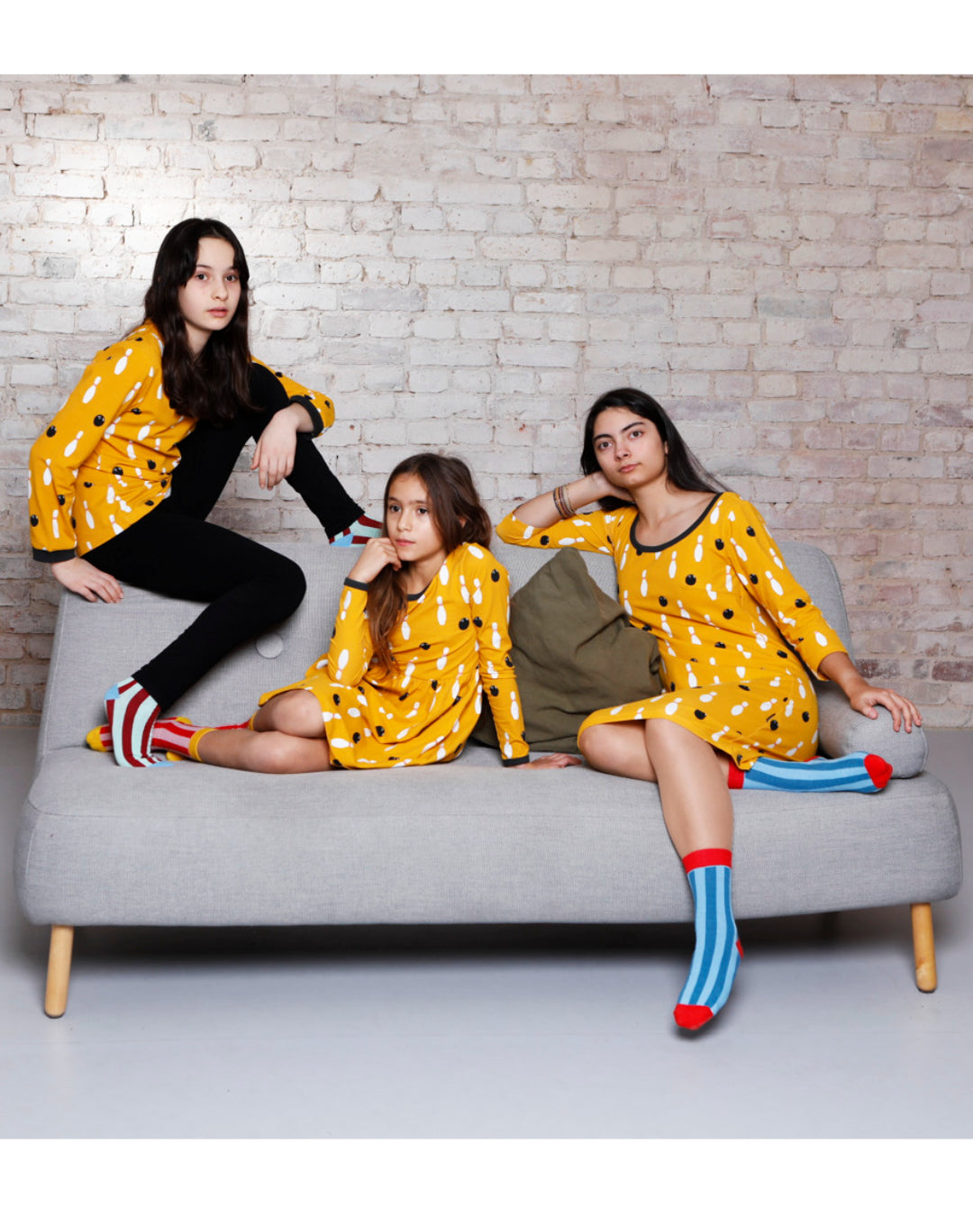 Kleid mit Bowling Motiv von moromini aus Biobaumwolle