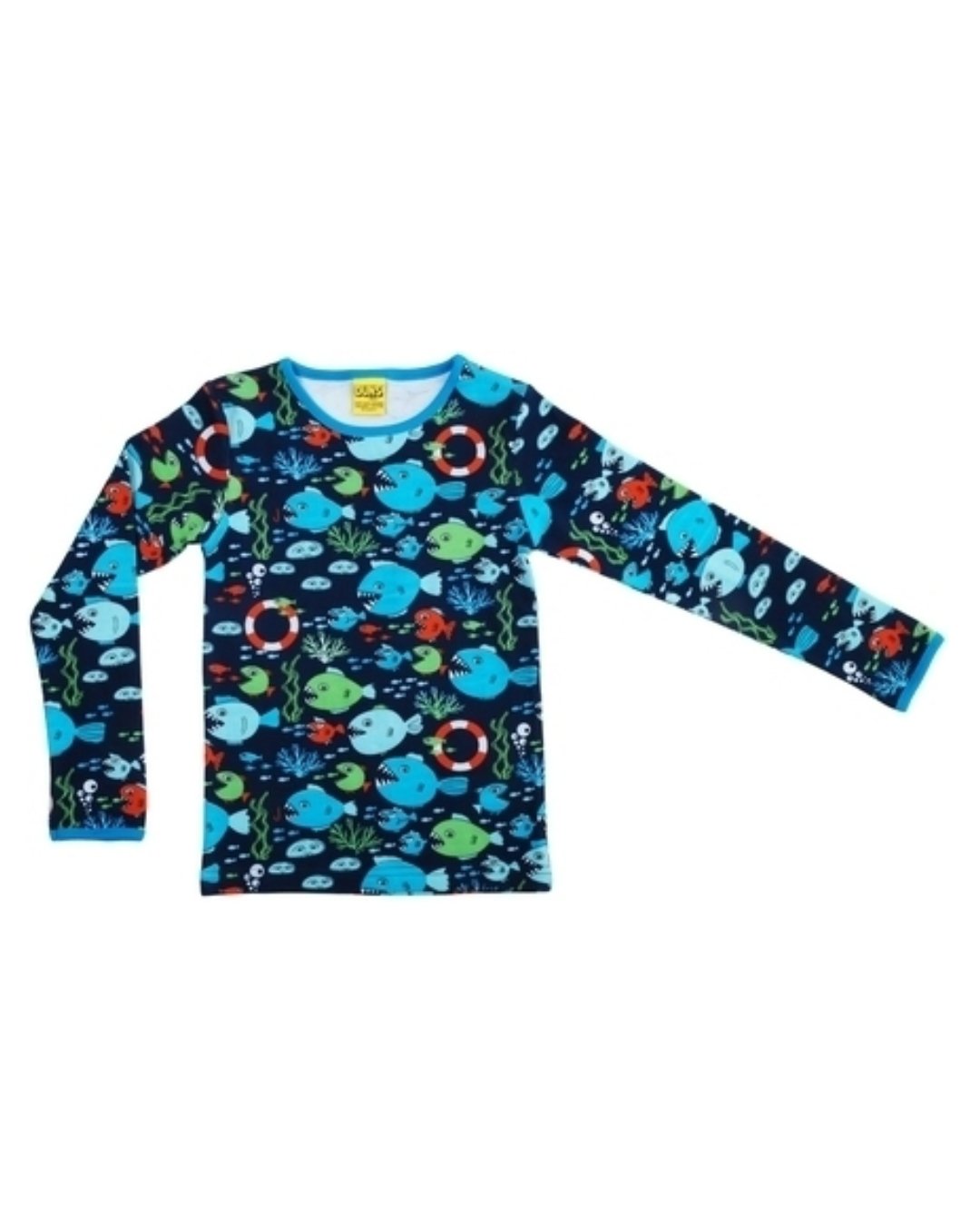 Dunkelblaues Shirt under the sea mit blauen und grünen Fischen aus Biobaumwolle von DUNS Sweden