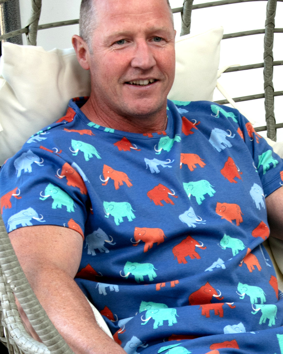 Blaues Herren T-Shirt mit Mammut Print aus Biobaumwolle