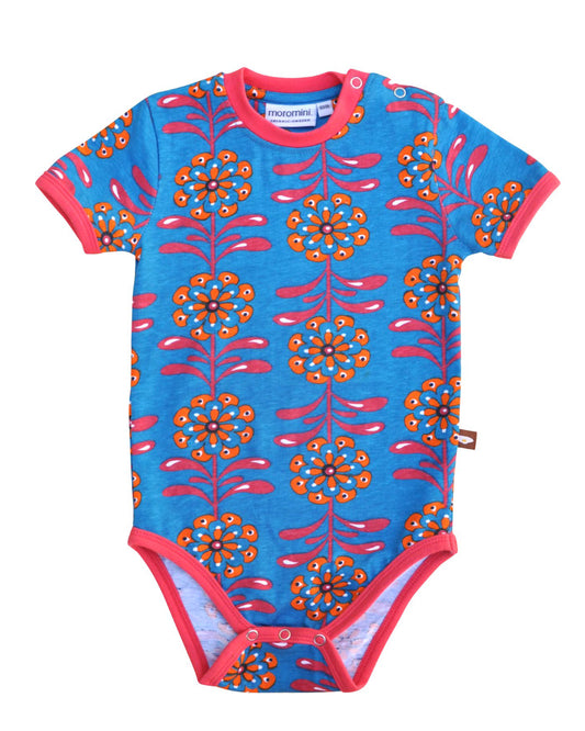 Blauer kurzer Babybody aus Biobaumwolle mit neon pink BLUMEN von moromini