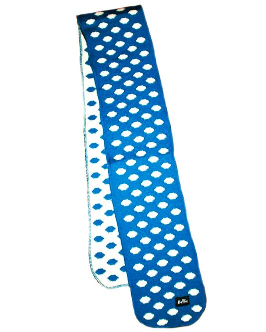 Strickschleife in blau/weiß mit Punkten für Kinder
